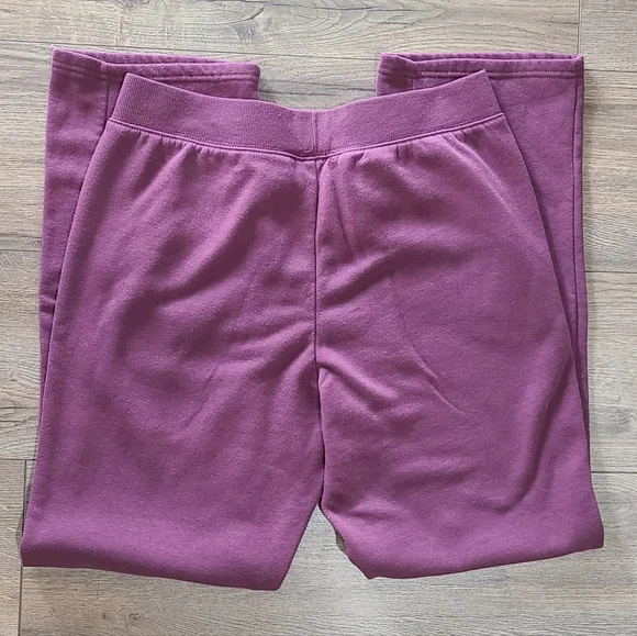 Barely Worn - ATHLETIC -Burgundy Jogger Set, Pants/Tops - Nearly New - size Med. - Picture 4 of 6